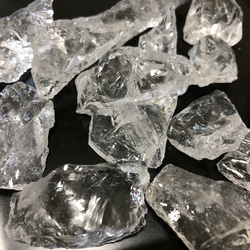 アーカンソー州産 水晶ラフさざれ 100g ⑤ 4枚目の画像