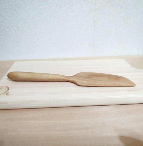 木のケーキナイフ（ヤマモモ/オイル仕上げ）　 5枚目の画像