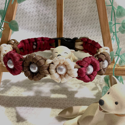 パラコードリード　パラコード首輪　お花　ブラック×ホワイト パラコードリード パラコード首輪 お花 ブラック×ホワイト