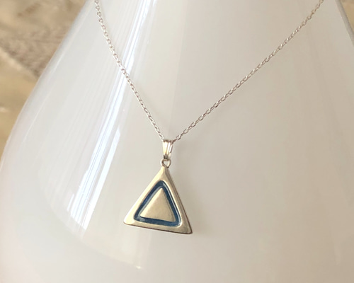 silver×七宝】三角形の シルバーネックレス (3 colors) ネックレス