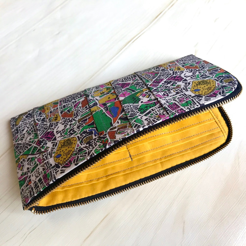 LIBERTY LONDON 長財布