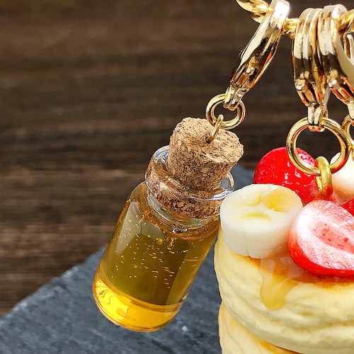 スフレパンケーキのキーホルダー キーホルダー さくら 通販