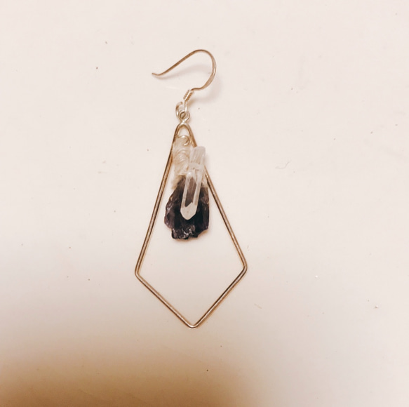 Crystal＋Amethyst rhombus pierced 2枚目の画像