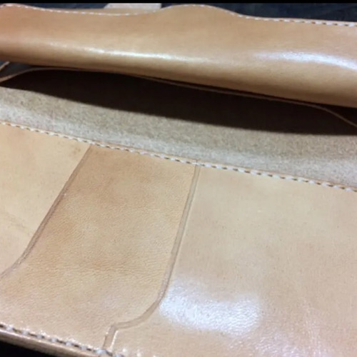 サドルレザー ミドル ウォレット Ⅳ コンチョ ワイルド 長財布 (革  