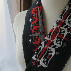 刺繍半襟・ヤモリパターン・ブラックハンドワッシャー 3枚目の画像