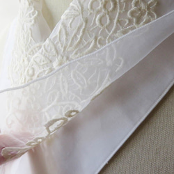 刺繍半衿・グラマラスレース・オーガンジー・白「オーガンジーと白木綿半襟のセット」 3枚目の画像