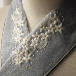 半衿・刺繍半衿・桜・オーガンジーに桜柄の布 2枚目の画像