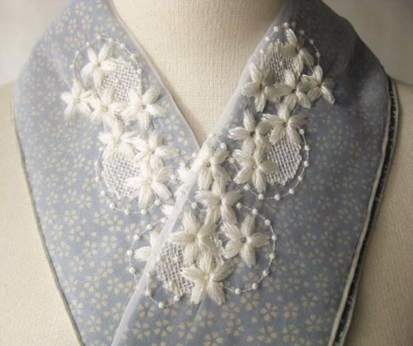 半衿・刺繍半衿・桜・オーガンジーに桜柄の布 3枚目の画像