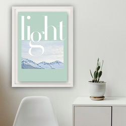 写真・グラフィックデザインポスター light / 雪山 自然 風景写真 北欧 アイスランド 英語 タイポグラフィ 1枚目の画像