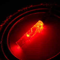 光るキラキラ誕生石カラーキーホルダー ライト付き 6枚目の画像
