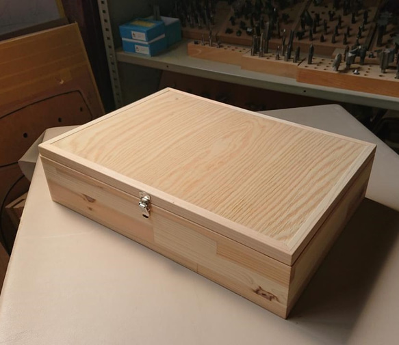 【送料無料】『木製収納ボックス』　弊社職人による精巧な技術で制作された木製ボックス 2枚目の画像