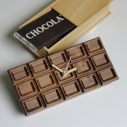 【木製】『もしもクロック』 ブラックチョコレートorホワイトチョコレート あなたはどっち派？ 5枚目の画像