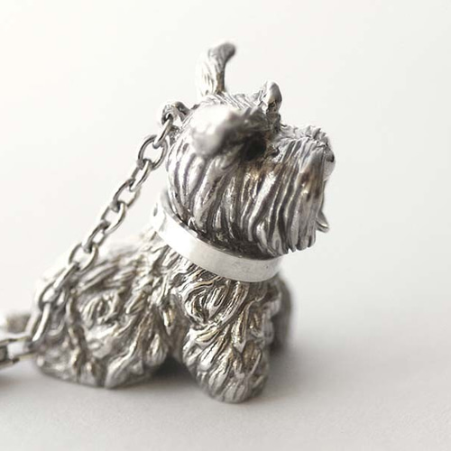 おすわりシュナウザーのチャームペンダント3【送料無料】全身ふさふさ