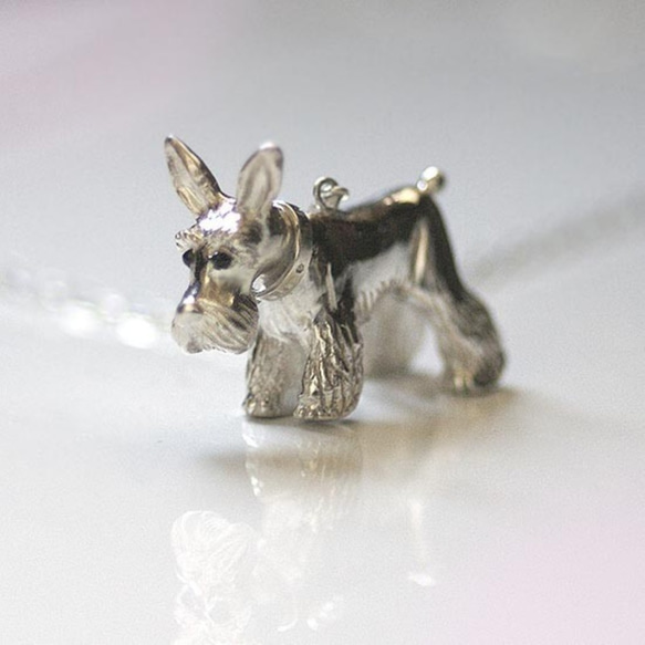 Tokotoko Schnauzer Charm Pendant 1 [免運費] 一款多功能吊墜，靈感來自一起行走的雪納瑞犬的外 第1張的照片