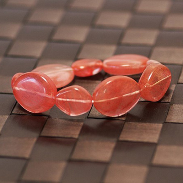 ★ 大印加玫瑰手鍊 ★ 天然石手鍊，帶有美麗的半透明鮭魚粉色血管圖案 第1張的照片