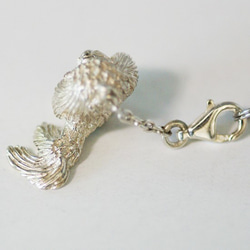 Toy poodle charm pendant looking up [國內免運費] 玩具貴賓犬坐著仰頭時的多功能魅力 第4張的照片