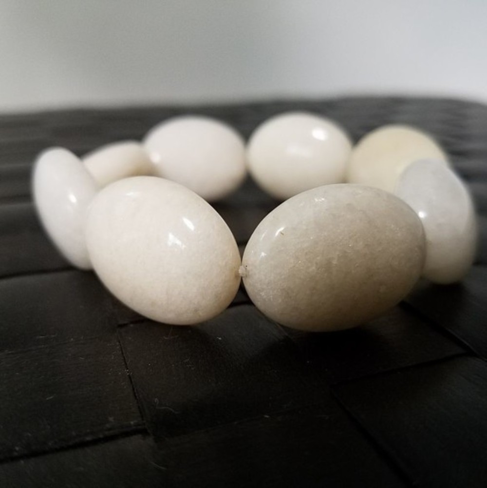 天然無染色大粒白色翡翠のブレスレット【送料無料】
