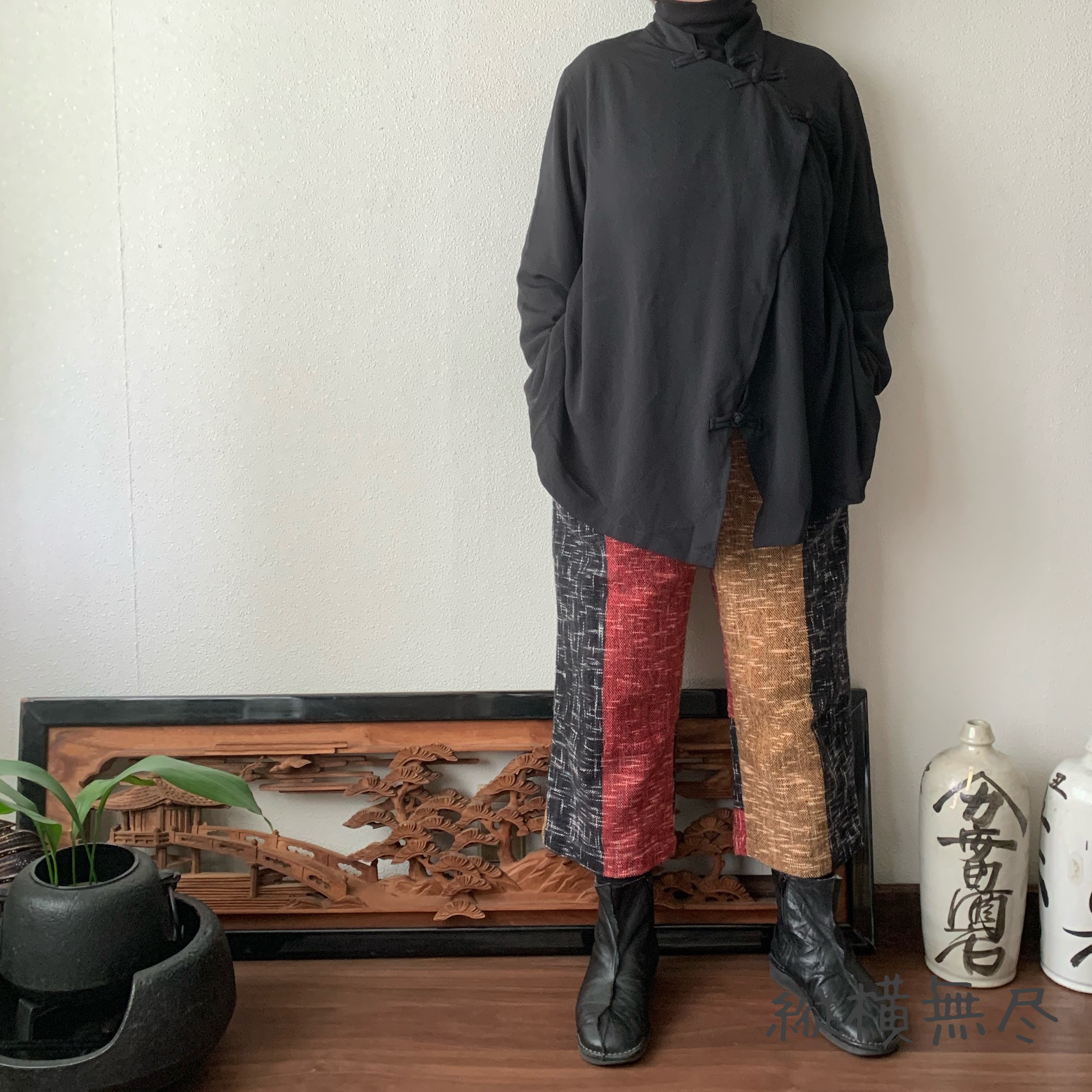 Aラインちりめんチャイナブラウス　オーソドックスなチャイナブラウスであわせやすくて着心地良い