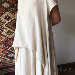 贅沢な布使いでＡラインのシルエットがとても美しいコットンマキシ丈ワンピース　白 7枚目の画像
