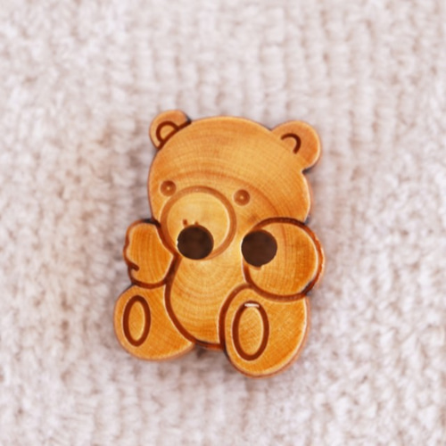 クマちゃんのウッドボタン15mm フランス製 2個 くま ボタン プチコパン 