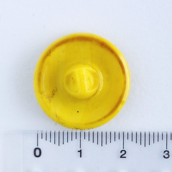 (1個) 22mm チェコ製 ヴィンテージ ガラスボタン　花畑 ＊ ビンテージ　黄色 イエロー 4枚目の画像
