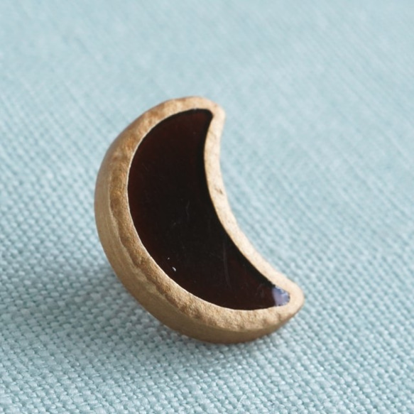 (2個) 18mm　月のボタン　ブラック×ゴールド　フランス製 3枚目の画像