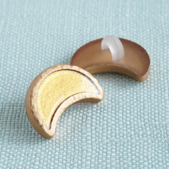 15mm　月のボタン　イエロー×ゴールド (2個)　フランス製 2枚目の画像