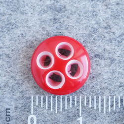 (2個) 12mm 赤い実のようなボタン フランス製 6枚目の画像