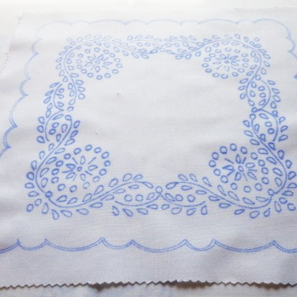 ハンガリー刺繍図案入りクロス（カラディ・パターン） 編み図