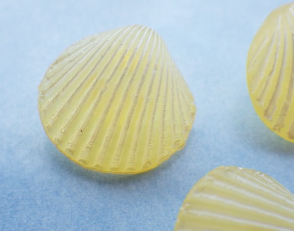 (3個) 15mm 貝殻のボタン 黄色 フランス製 ＊ 半透明 イエロー 3枚目の画像