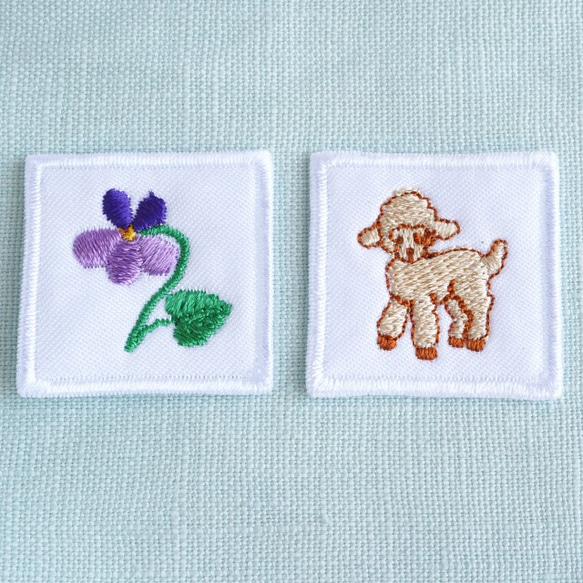 (2枚) 3cm ハンガリー製ワッペン【すみれ】タグ、入園グッズに♪　*スミレ 2枚目の画像