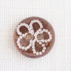 (3個) 14mm 貝ボタン 花模様 フランス製 ＊ 天然素材 シェルボタン ブラウン 2枚目の画像