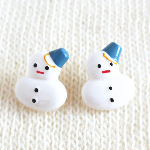 2個) 17mm 雪だるまのボタン ドイツ製 ＊ ハンドペイント、子ども服