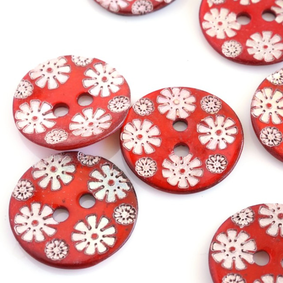 (2個) 15mm 花柄 貝ボタン 赤 フランス製＊天然素材 シェルボタン レッド 1枚目の画像