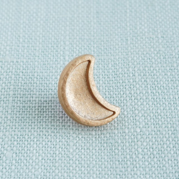 (3個) 12mm フランス製 金色の月のボタン ＊ ピアスパーツ、入園グッズ 1枚目の画像