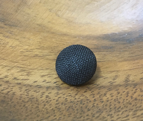 黒色 くるみボタン 12㍉ 4枚目の画像