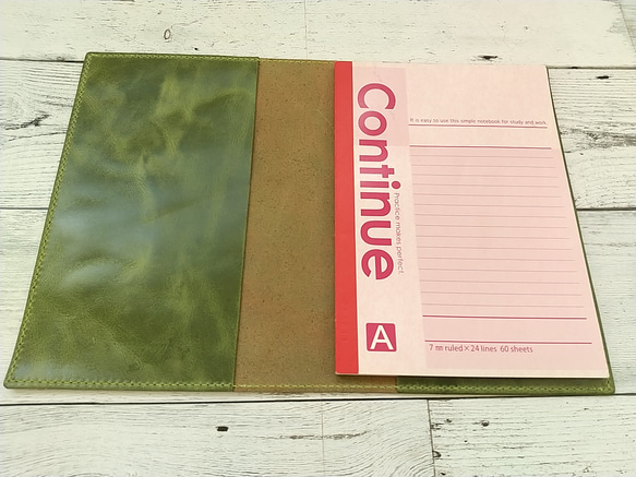 イタリア ベジタブルレザー で作成 B6サイズの手帳カバー及びブックカバー 3枚目の画像