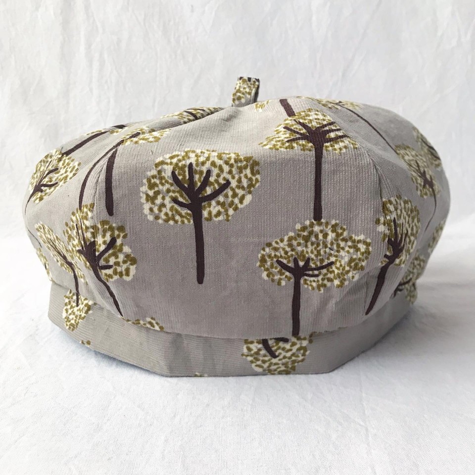 【送料無料】三毛猫屋のベレー帽（森A：グレージュ）