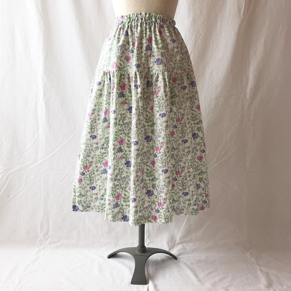 溫暖自然的半身裙（長75厘米）（冬季花園：灰白色x粉色） 第3張的照片