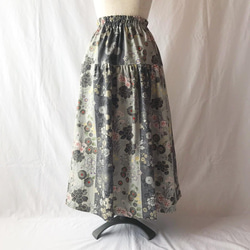 [日式]可愛的分層裙（四個季節的花影：淺色墨水） 第2張的照片