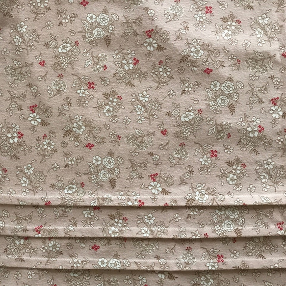 柔軟蓬鬆的A字裙（小花：粉色） 第3張的照片