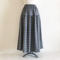 溫暖柔軟的棉質法蘭絨分層裙（風筆：灰色） 第2張的照片