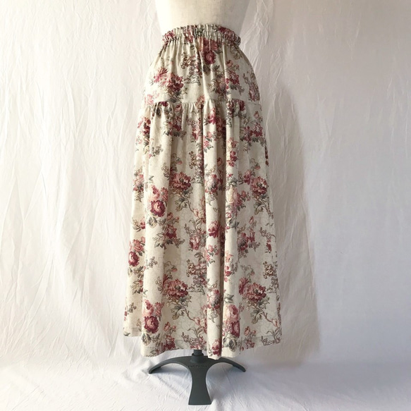 Long Skirt For Lady(Flowaers on Jacquard) 第2張的照片