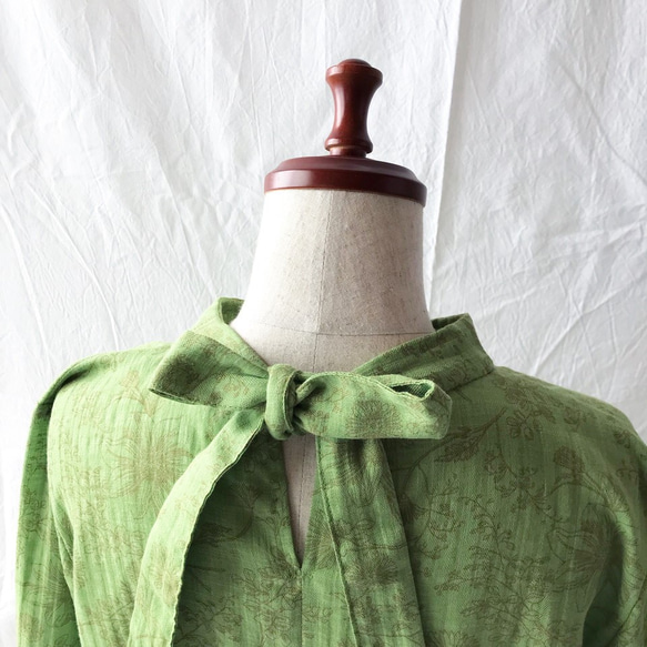 Romanee女襯衫（Nanagusa：綠色） 第2張的照片