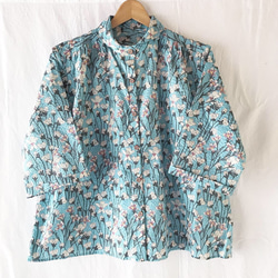 乾淨的褶皺上衣：袖套（花朵波紋：藍色） 第2張的照片