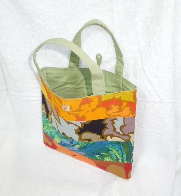 ★ぺったんこバッグで、近くへお買い物！マチなしパッチワーク×オレンジ緑系 – 4 4枚目の画像