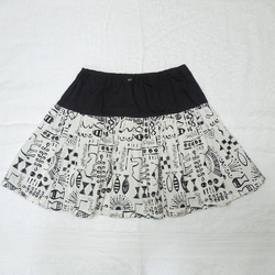 ☆白と黒のポップな2段スカート 1枚目の画像