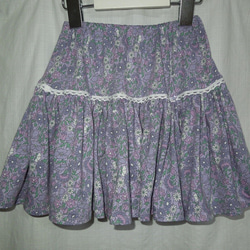 ☆お姉さんらしい紫花柄ギャザーたっぷりの2段スカート 3枚目の画像