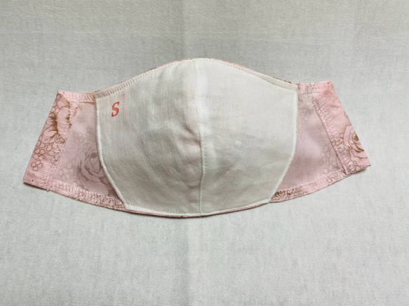 送料無料　おしゃれ　バラ柄マスク　布マスク　立体マスク　ピンク　フィルターポケット　可愛い 3枚目の画像