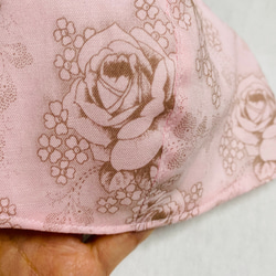 送料無料　おしゃれ　バラ柄マスク　布マスク　立体マスク　ピンク　フィルターポケット　可愛い 5枚目の画像